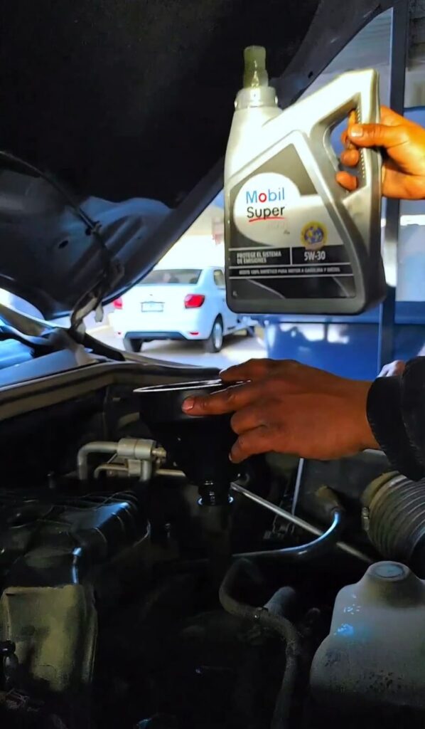 Cambio de aceite en Lubricentro RG Copiapó